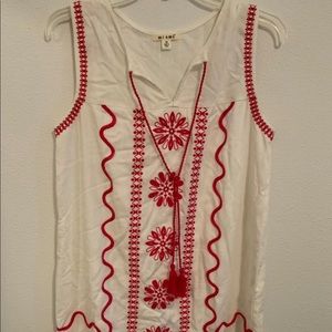 Embroidered shift dress